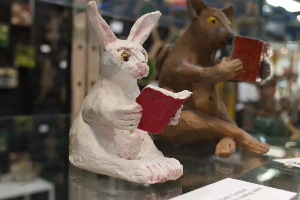 A photo of the sculpture "White Reading Rabbit" by Keith Turnbull