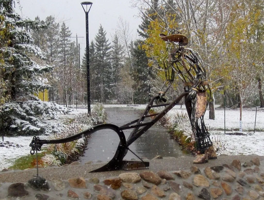 A photo of the sculpture "The Plough Man" by Tania Garner-Tomas